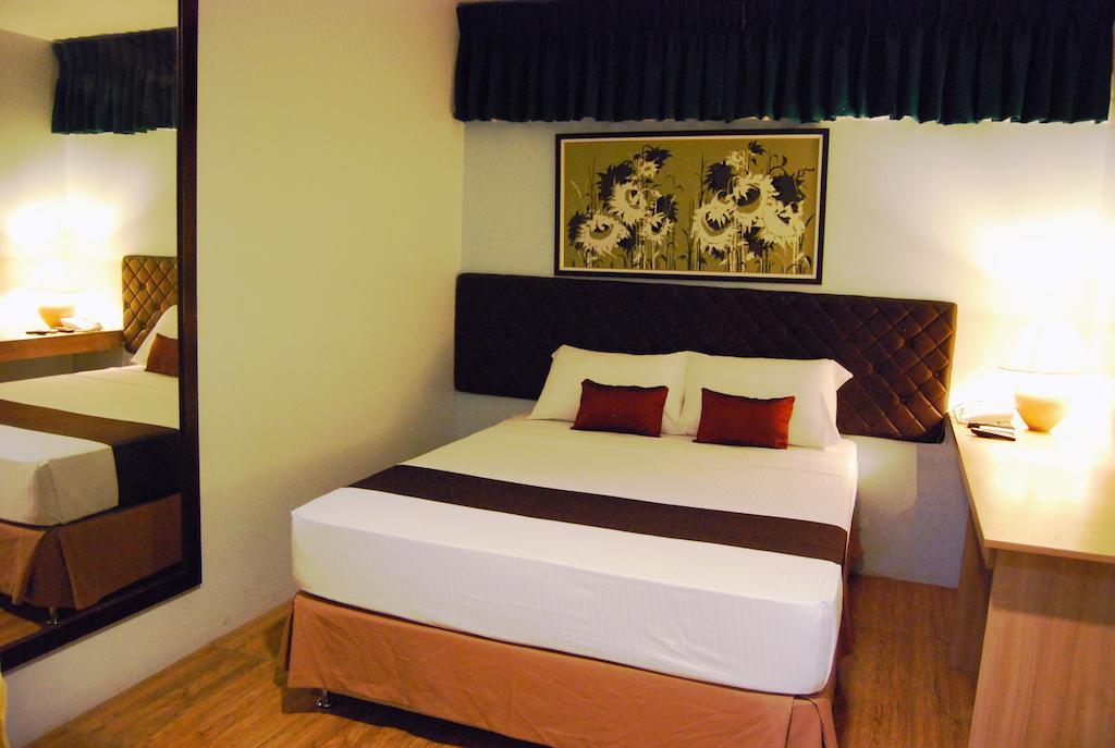 Capitol Central Hotel And Suites Cebu Rom bilde