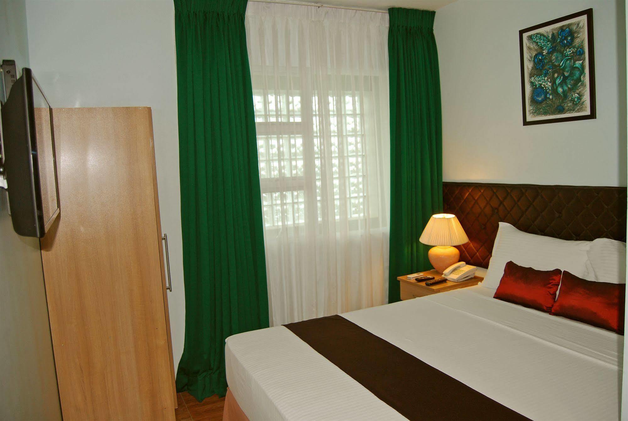 Capitol Central Hotel And Suites Cebu Eksteriør bilde